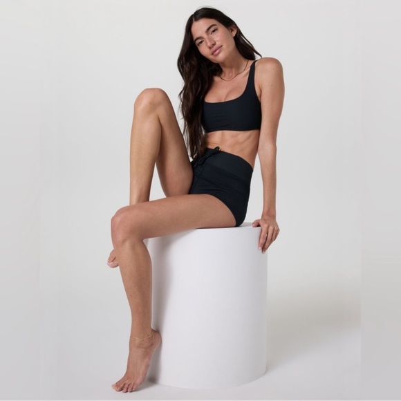 VUORI Dune Shorty Swim Shorts NWOT - Picture 2 of 9